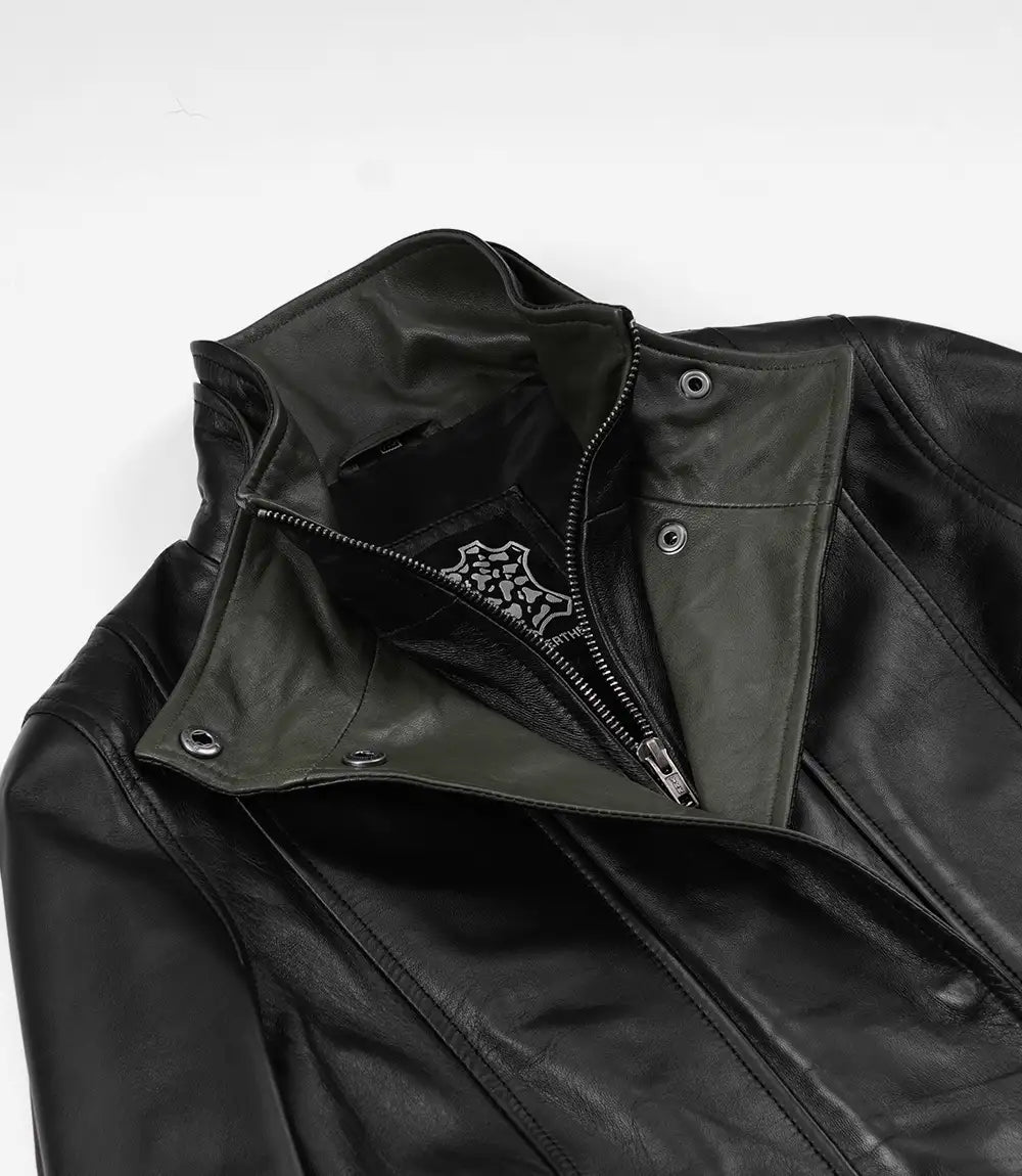 Close-up of Avery jacket's olive contrast collar, snap fasteners and front zip